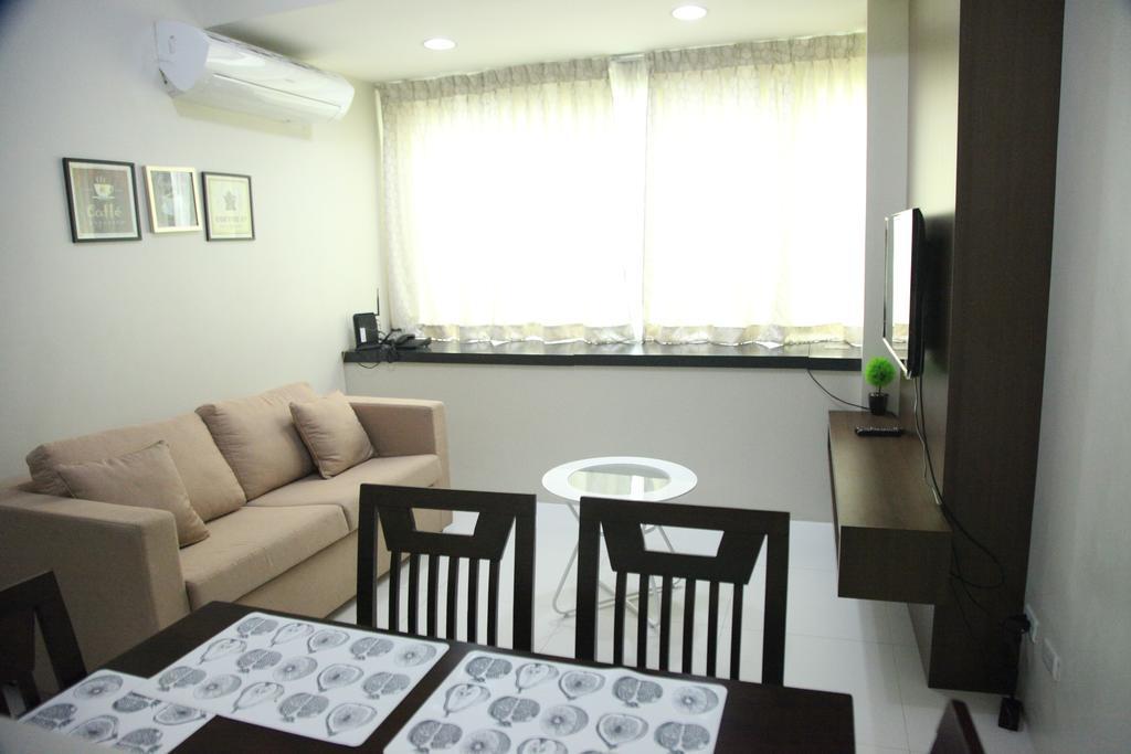 Padgett Place Prime Suites Cebu ภายนอก รูปภาพ