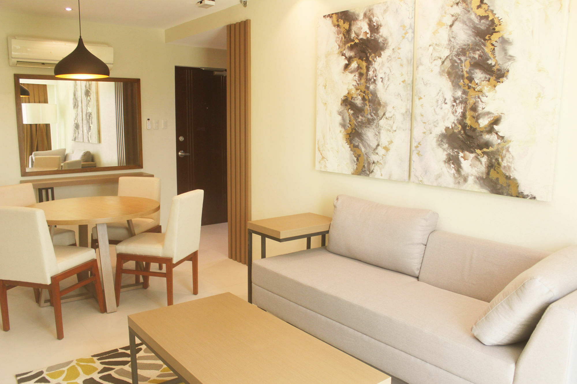 Padgett Place Prime Suites Cebu ภายนอก รูปภาพ