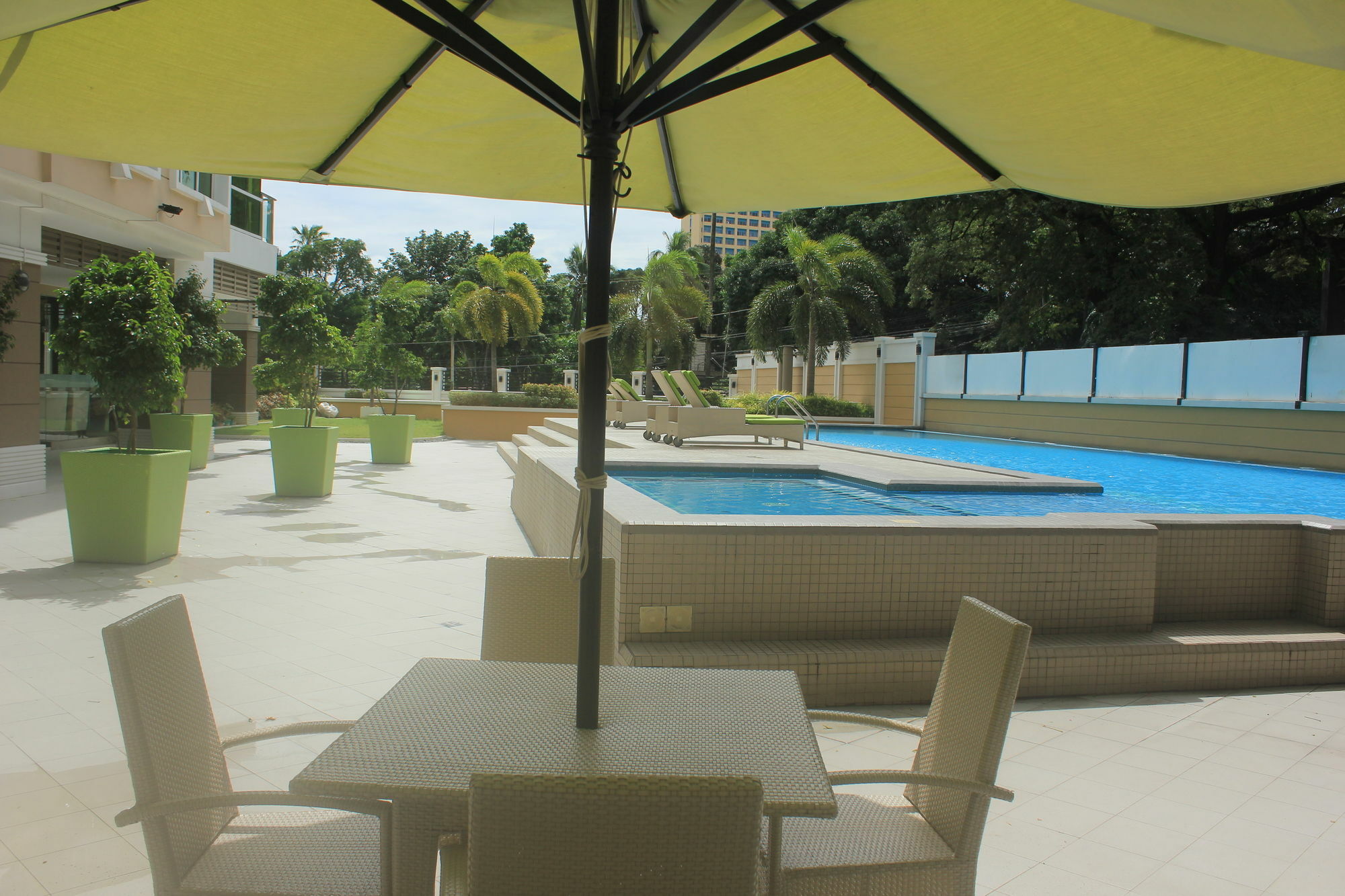 Padgett Place Prime Suites Cebu ภายนอก รูปภาพ